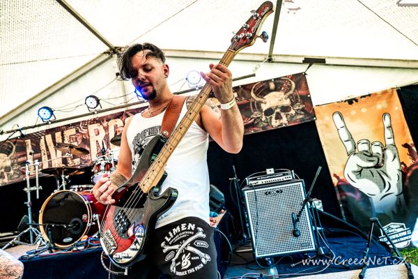 0060-live-rock-fest-varnsdorfA43BE4F9-AB3E-D9E4-3AF9-E1D0906FFEA6.jpg